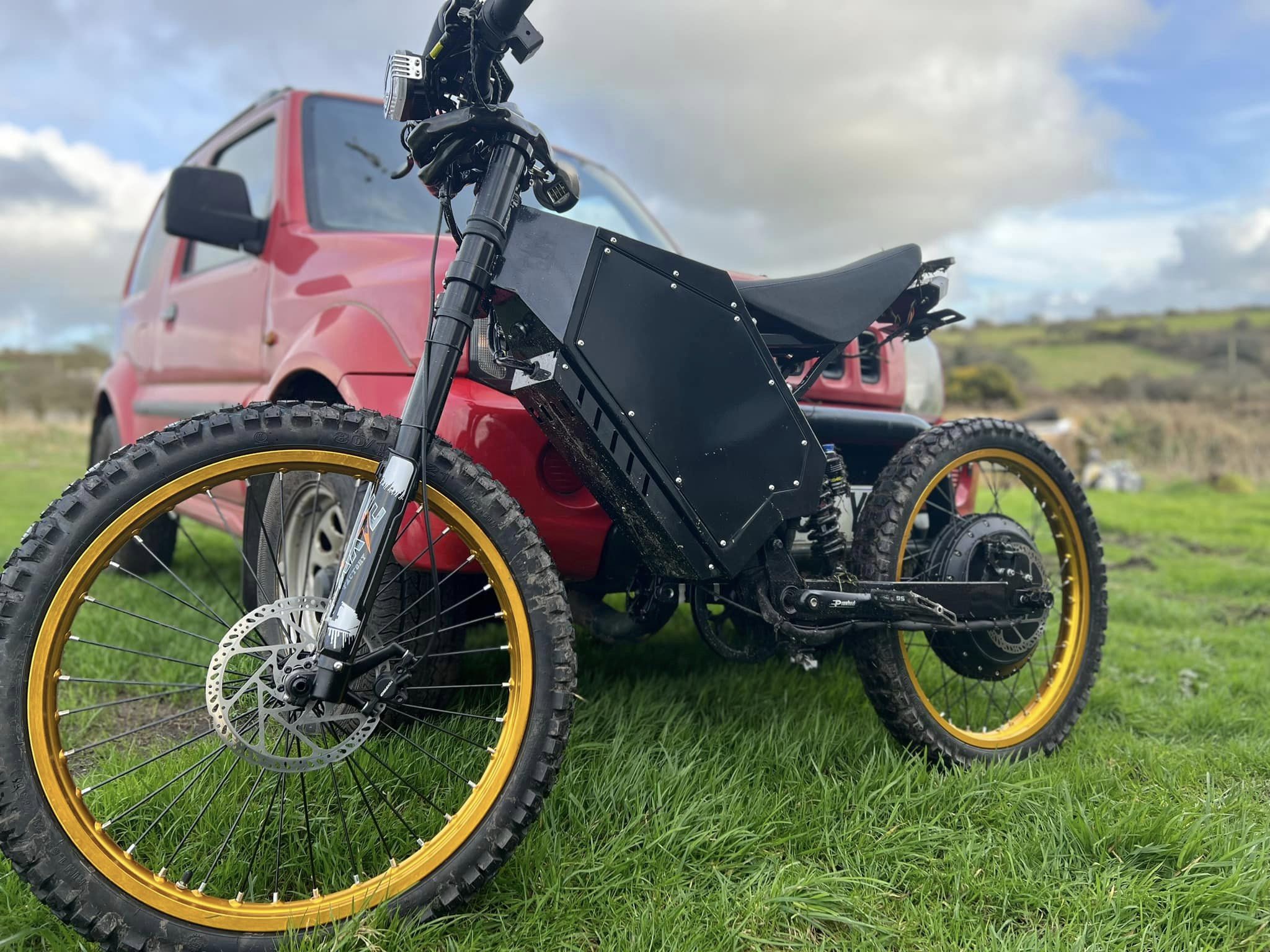 2026 스텔스 폭격기 e바이크 72V 3000W 50 - 8000W Stealth Bomber Ebike 리뷰 및 가격