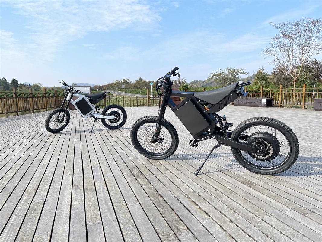 도매 샘플 가능 Cs20 스텔스 폭격기 전기 자전거 7 - 8000W Stealth Bomber Ebike 리뷰 및 가격